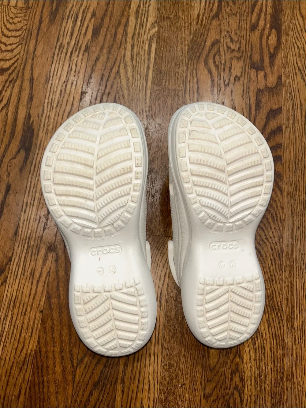 Crocs Classic Platform Clogs White Women’s Size 10 Lightweight Comfort Shoe
